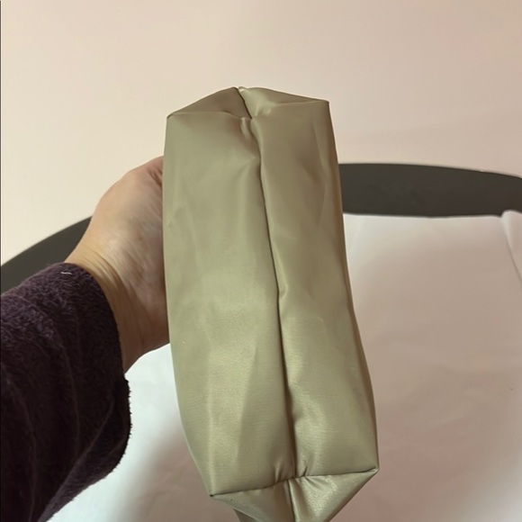 NIB Burberry Travel bag - Picture 5 of 8